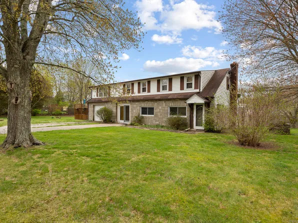 20 North Bridebrook Road, East Lyme, CT 06357