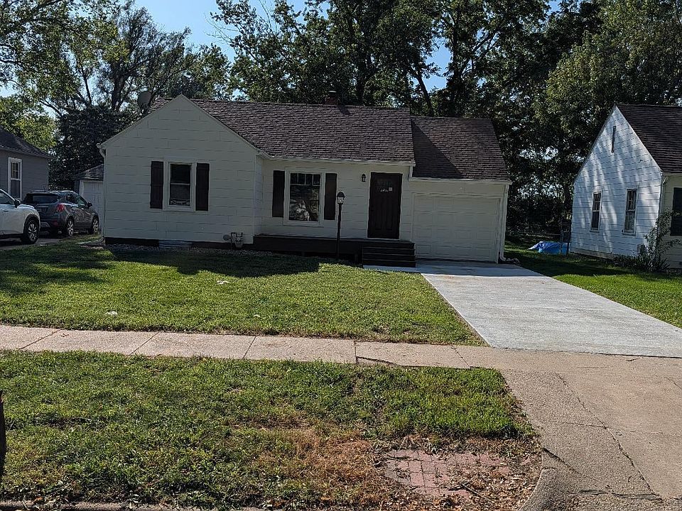 1st image of 1729 N Linden St