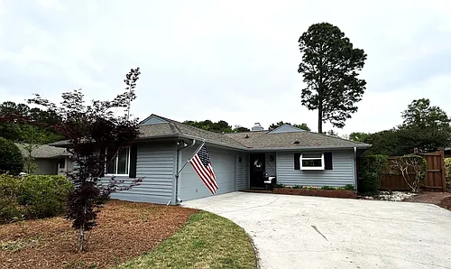 1213 Bayside Cir W Photo 1
