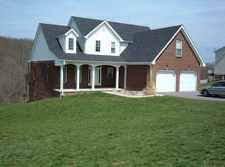 191 River Run Dr, Lancaster, KY 40444