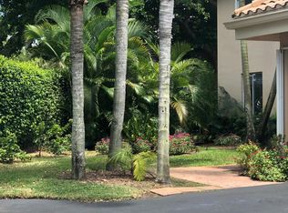 16326 Malibu Dr #13, Fort Lauderdale, FL 33326