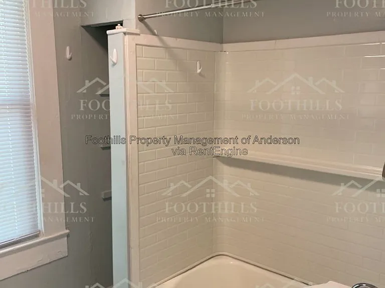 120 Anderson Ave #C — Photo 14