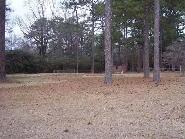1008 8th St NE, Jacksonville, AL 36265