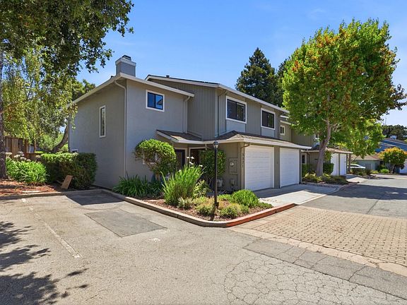 3rd image of 3021 Buckingham Ln