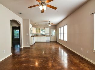 428 Stinnett Dr, Van Alstyne, TX 75495