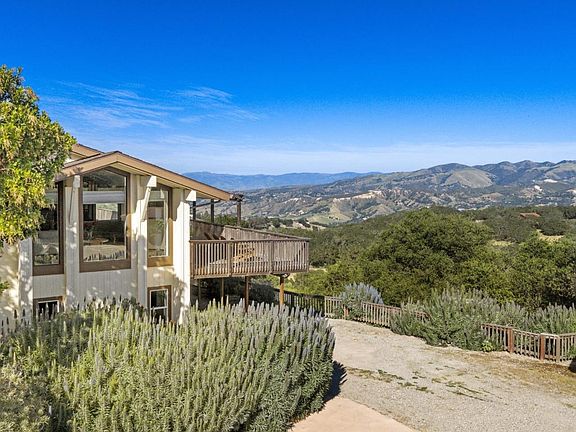 2nd image of 26245 Rinconada Dr