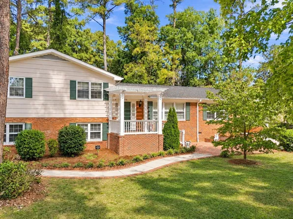 212 Ellwood Dr, Raleigh, NC 27609
