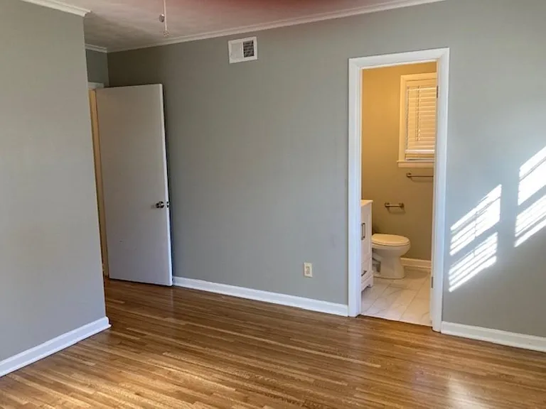 5386 Denwood Ave — Photo 13