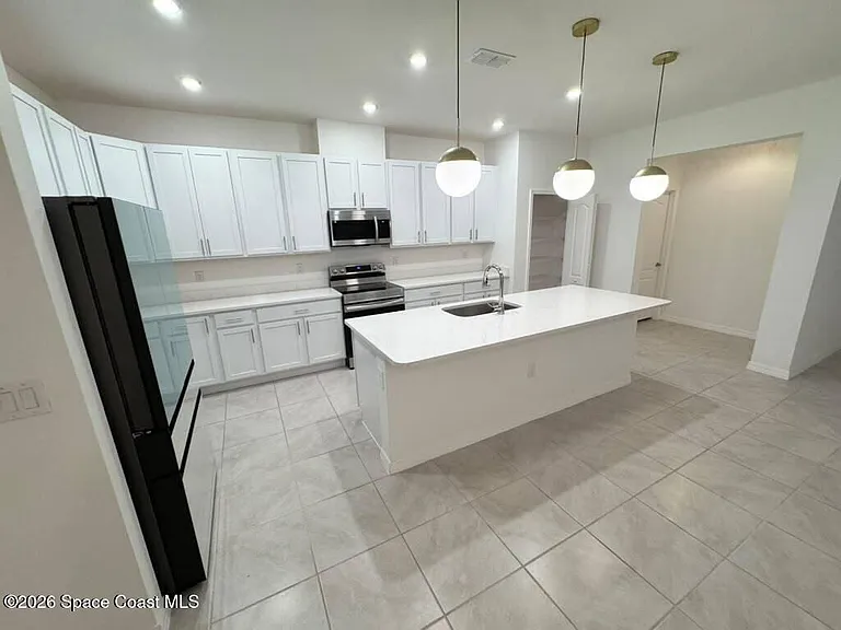 2412 Carrick St NW — Photo 7
