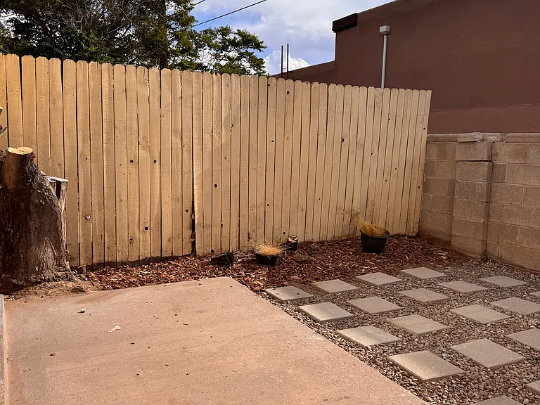 1013 Dickerson Dr SE #B — Photo 16