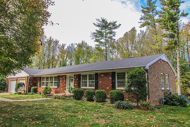 1st image of 1341 Briarwoods