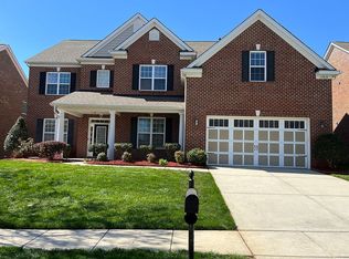 11512 Ashbourne Hall Rd, Charlotte, NC 28277