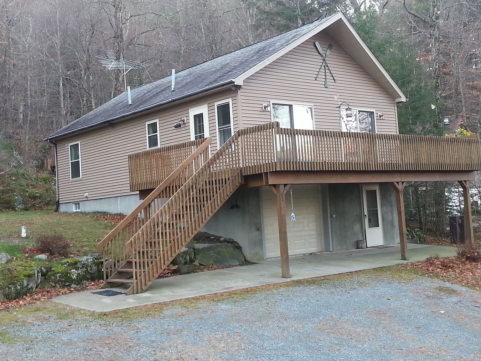 2107 Lands End Rd, Huletts Landing, NY 12841 Zillow