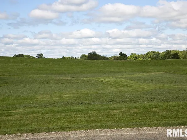 5221 S Cameron Ln, Mapleton, IL 61547