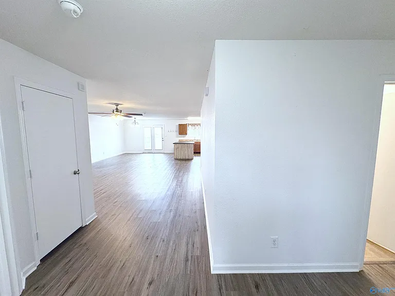 202 Sagebrook Dr — Photo 8
