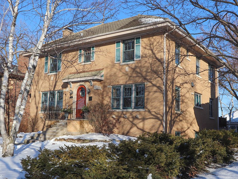 1st image of 1220 N Grove Ave