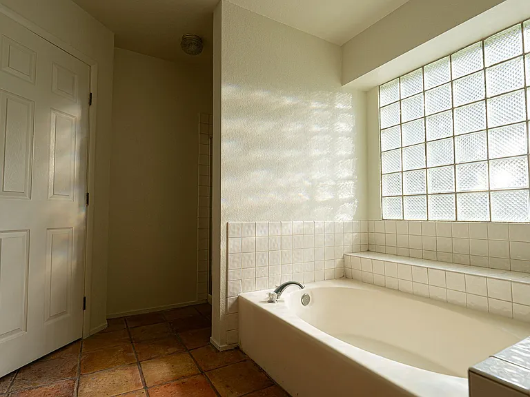 6357 Formula Way — Photo 27