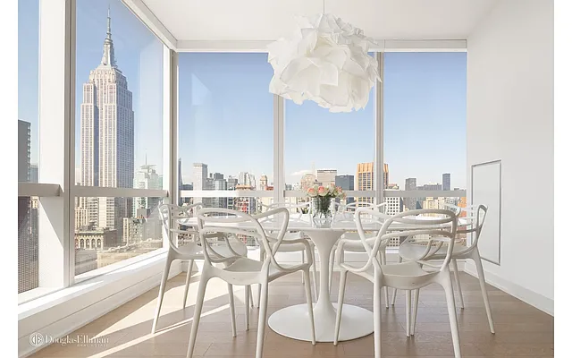 Rented by Douglas Elliman | media 27