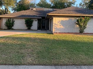 103 Santa Fe, Victoria, TX 77904