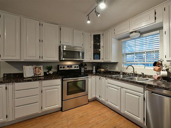4th image of 7260 Hardisty St