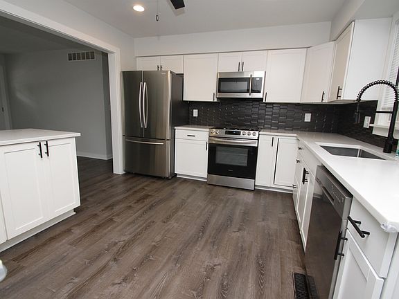 4th image of 871 Lollypop Ln
