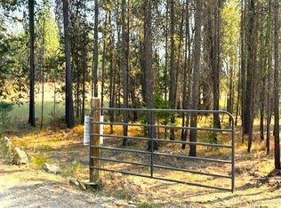 4171 Lyon And Moss Rd, Loon Lake, WA 99148