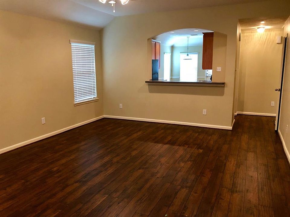 1st image of 12915 Redbud Shores Ln