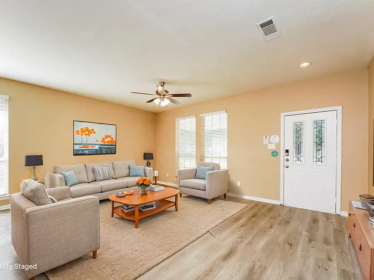 7921 Wayne Way — Photo 3