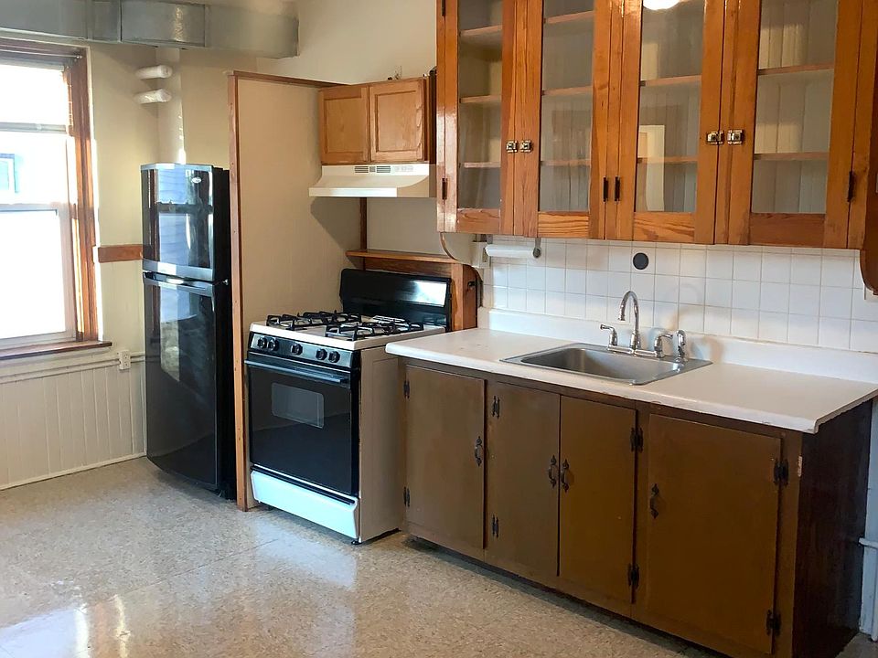 99 JACKSON ST Lawrence MA Zillow