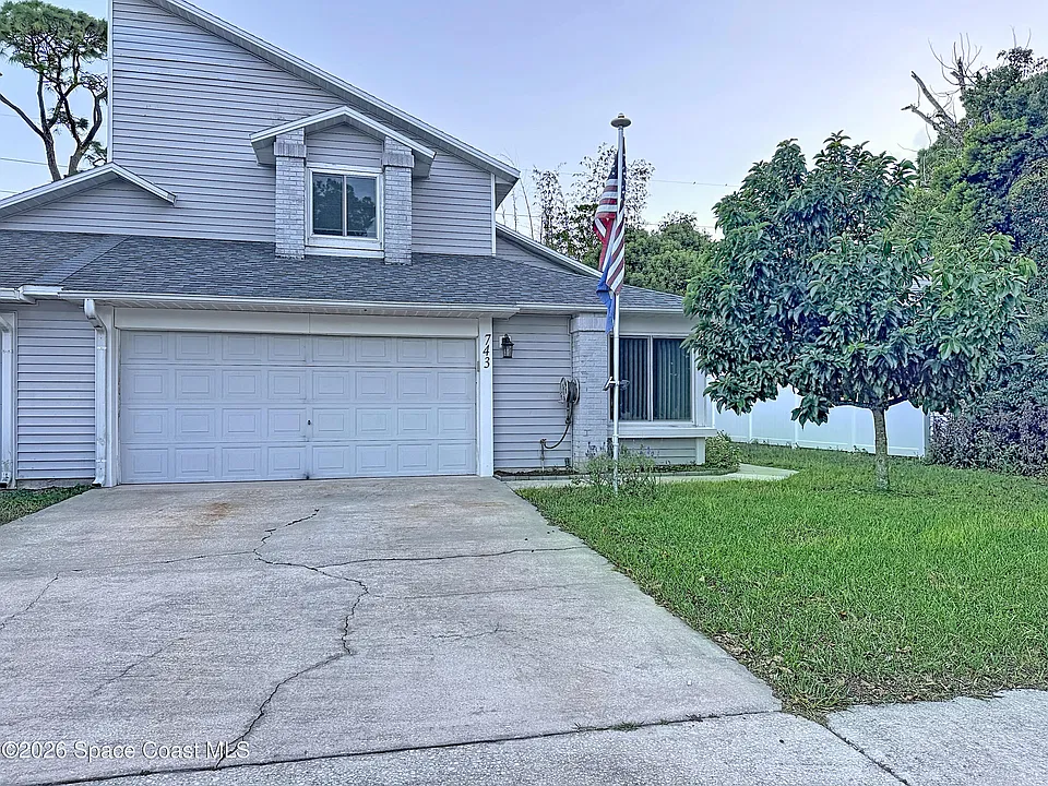 743 White Pine Ave