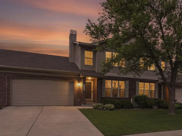 9728 Belmont Ln, Eden Prairie, MN 55347