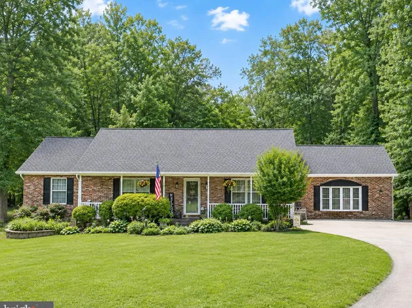 7370 Bullfeather Pl, Hughesville, MD 20637