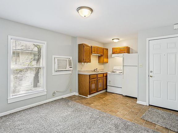 2nd image of 1723 N Holyoke Ave #2