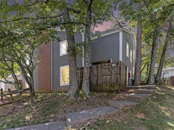 1068 Dover Way, Norcross, GA 30093