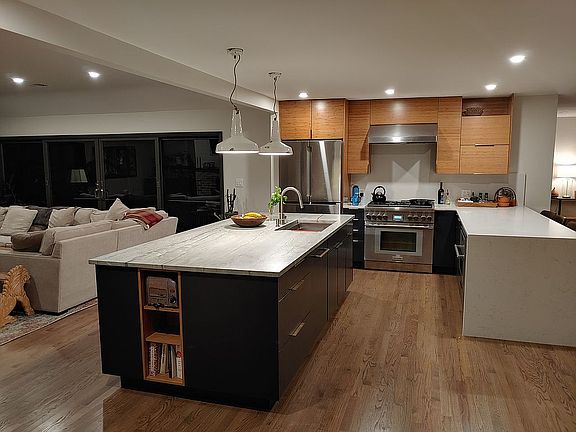 2nd image of 5829 S Franklin Ave