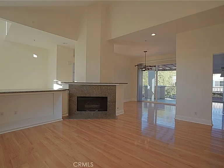 16 Savona Ct — Photo 8