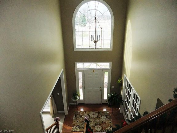 5th image of 9313 Lakeview Dr