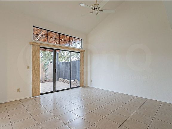 5th image of 216 E Pastime Rd