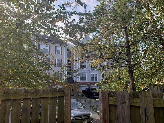 2nd image of 281 S Pickett St APT 102