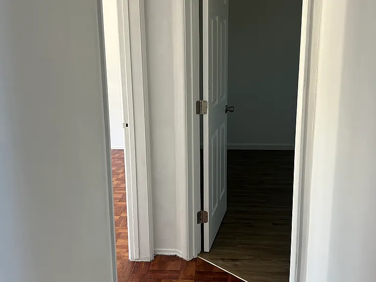 704 Leonard Ave #A — Photo 8
