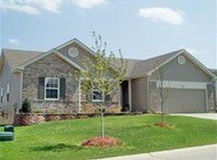 1581 Briarchase Dr, Lake Saint Louis, MO 63367