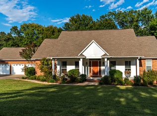 254 Park Rd, Russellville, AR 72802