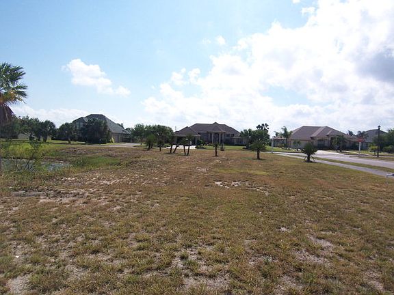 4th image of 49 Laguna Madre Dr