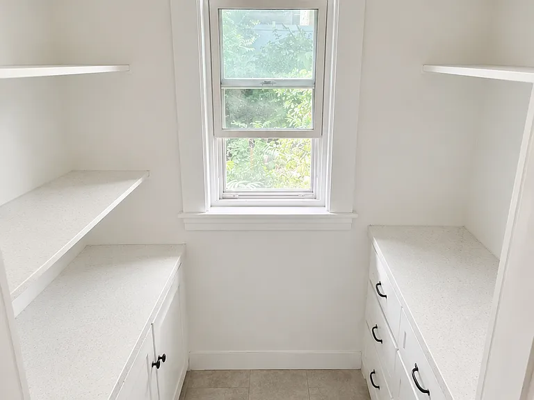 13-15 Paul St #1 — Photo 2