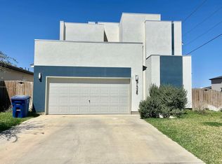 1528 Hebilla Ln, Laredo, TX 78046