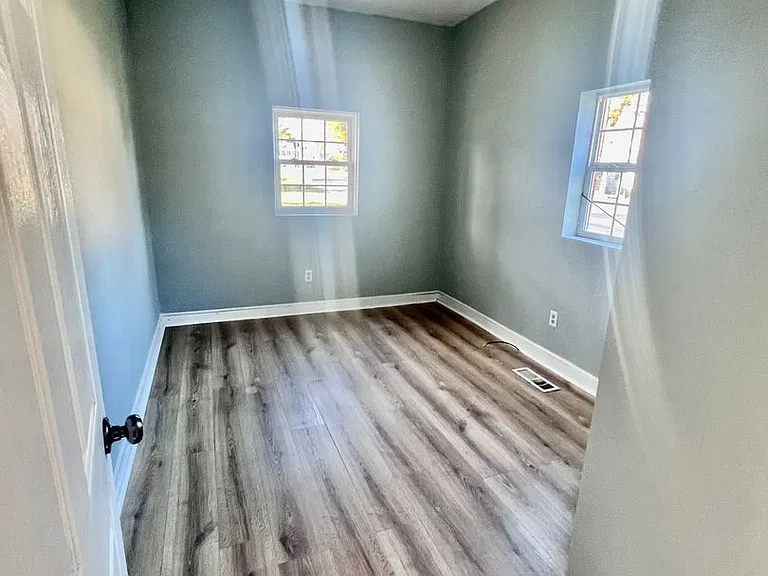 1600 Park Ave — Photo 23