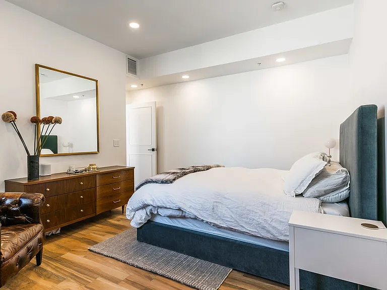 460 S Spring St #1105 — Photo 25