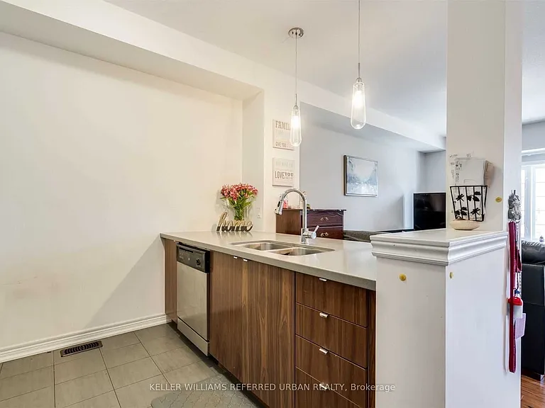 541 Winston Rd #36 — Photo 5