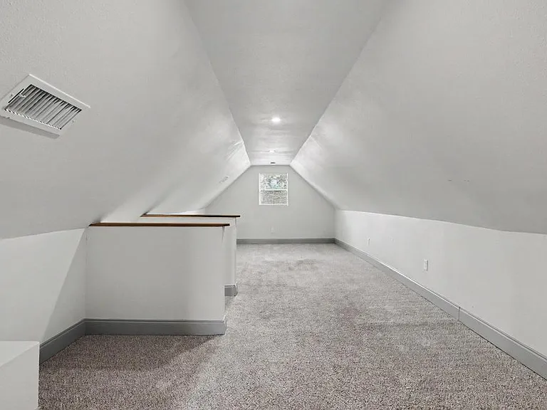 1320 S 7th Ave — Photo 31