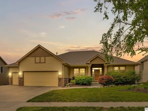 14906 Hanover St, Bennington, NE 68007